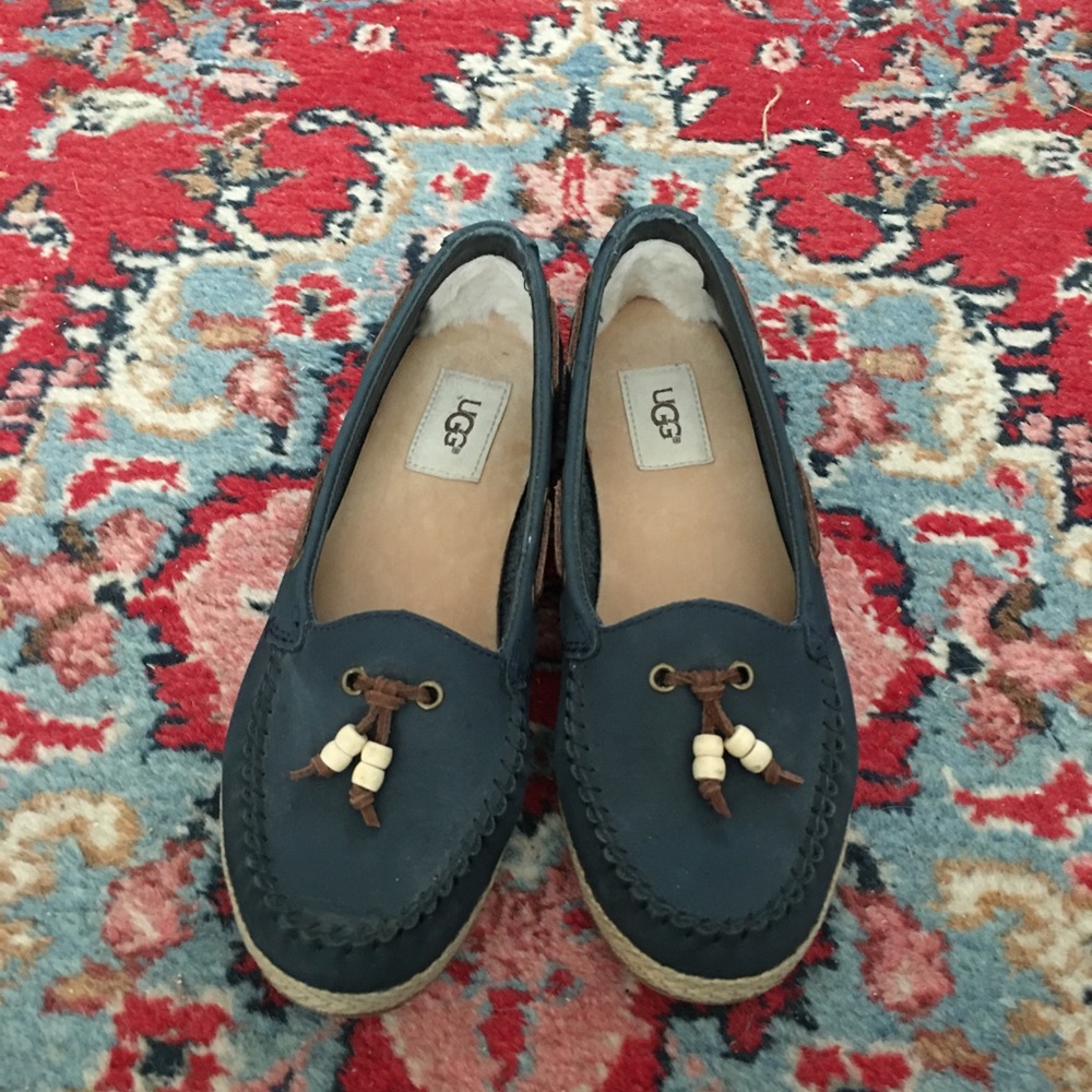 UGG Suzette Leather Nubuck Moccasin Loafers Leather Lace with Beads Women’s 7.5
